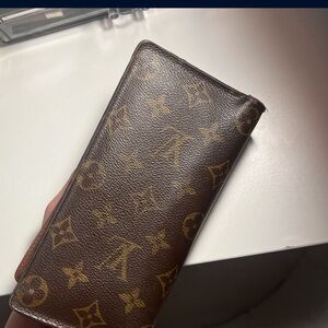 Louis Vuitton wallet used